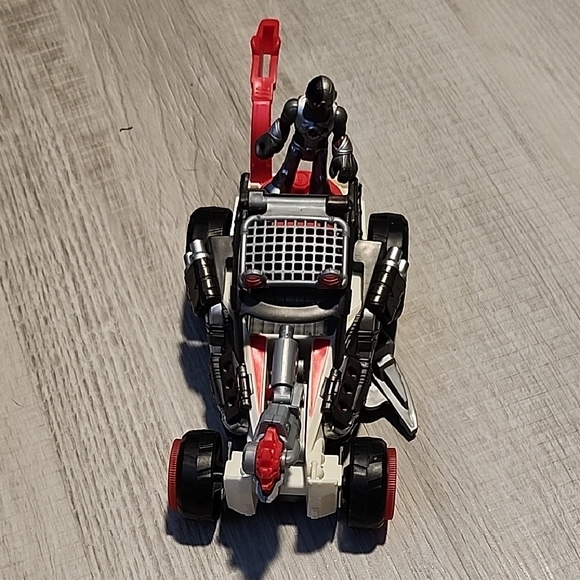 Imaginex Cyborg and car - Picture 1 of 8